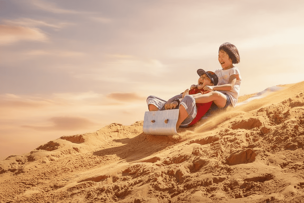 Hoạt động trượt c&aacute;t đầy k&iacute;ch th&iacute;ch tại Đồi C&aacute;t Mũi N&eacute;